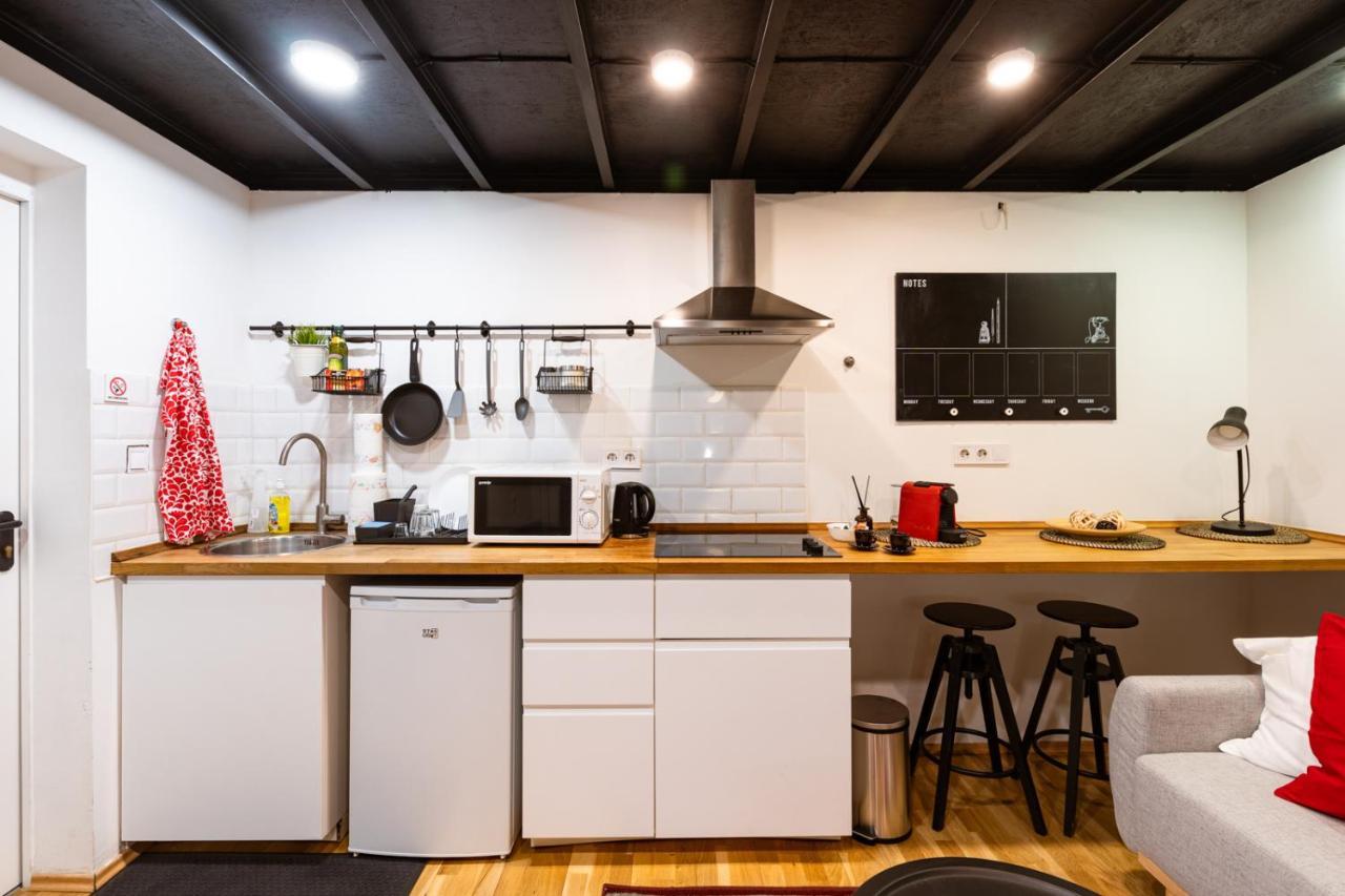Modern Stylish @ Superb Location *